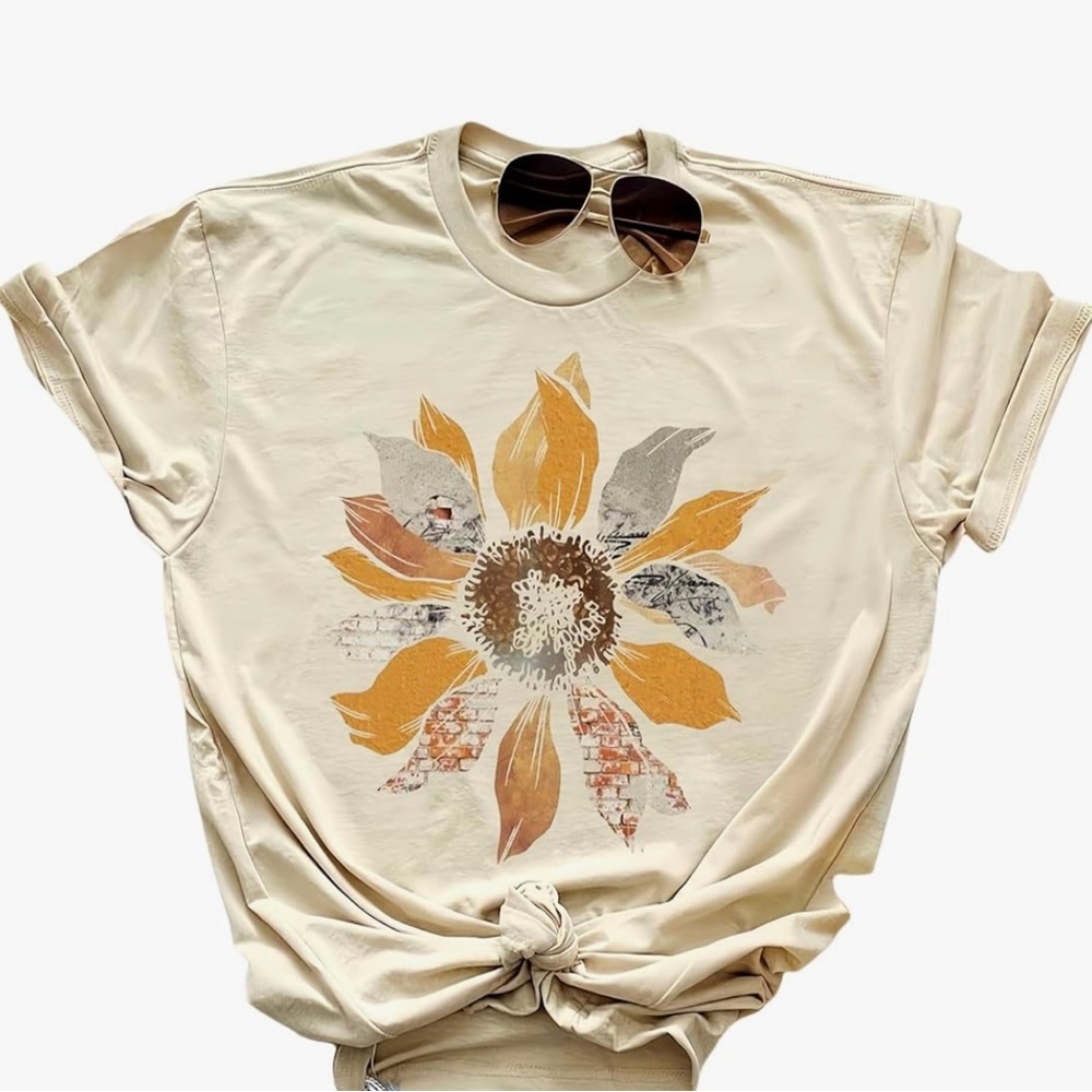 Floral Graphic Cream T-Shirt - Picture 2 of 2